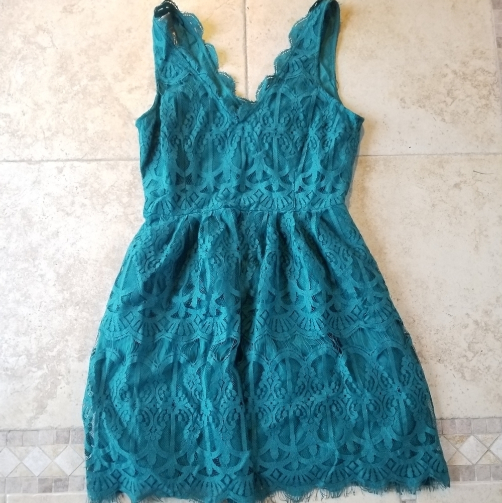 BB dakota dress